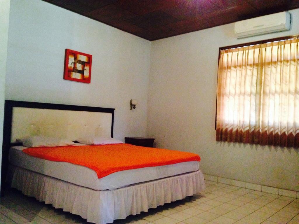 Mekar Jaya Bungalows كوتا الغرفة الصورة