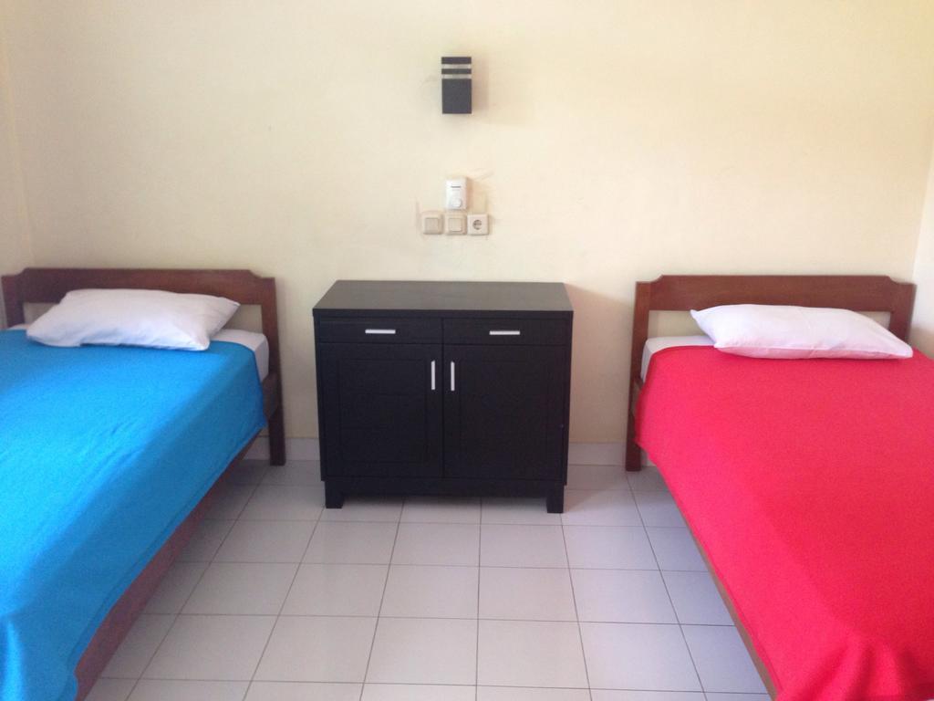 Mekar Jaya Bungalows كوتا الغرفة الصورة