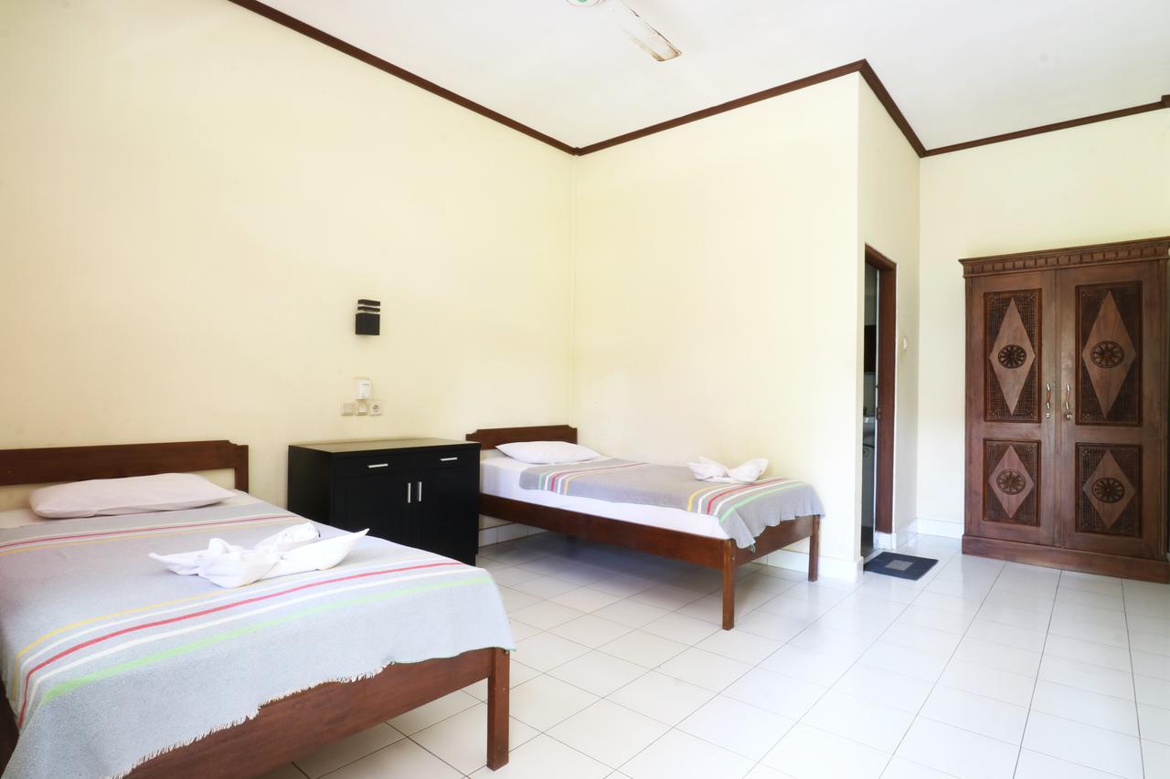 Mekar Jaya Bungalows كوتا المظهر الخارجي الصورة